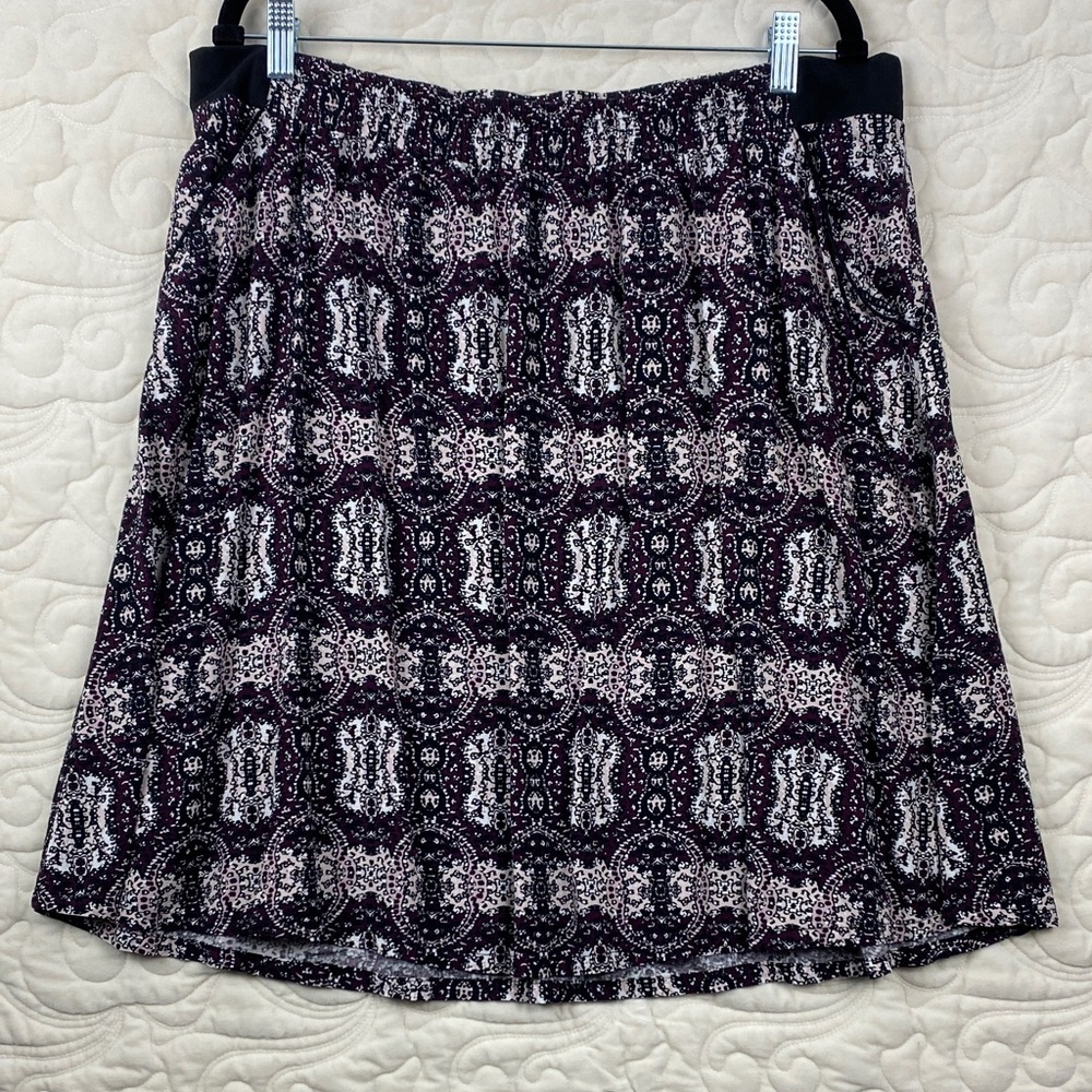 Reitmans Skirt Purple Paisley Elastic Waist Size 16